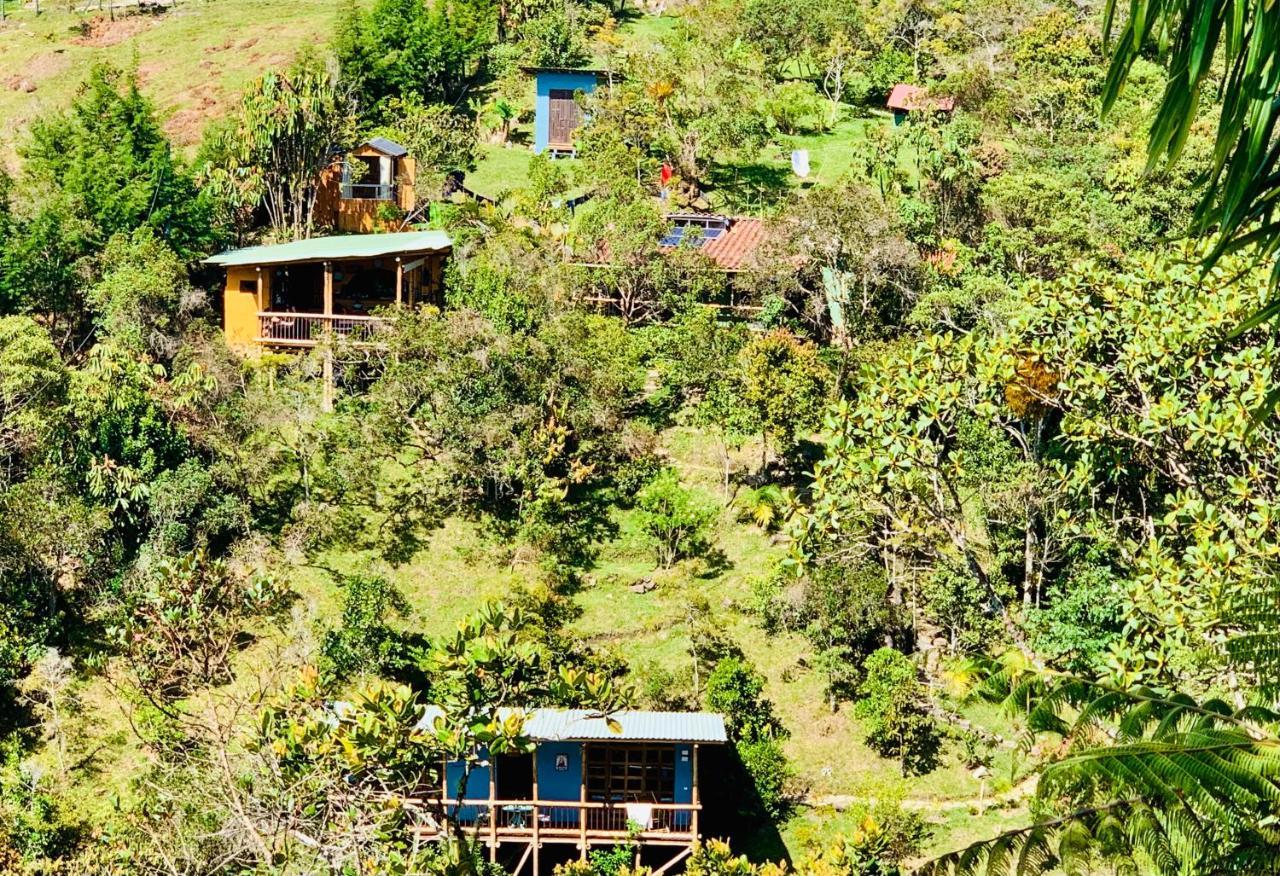 La Casa De Loto Retreat Guatapé Exterior foto